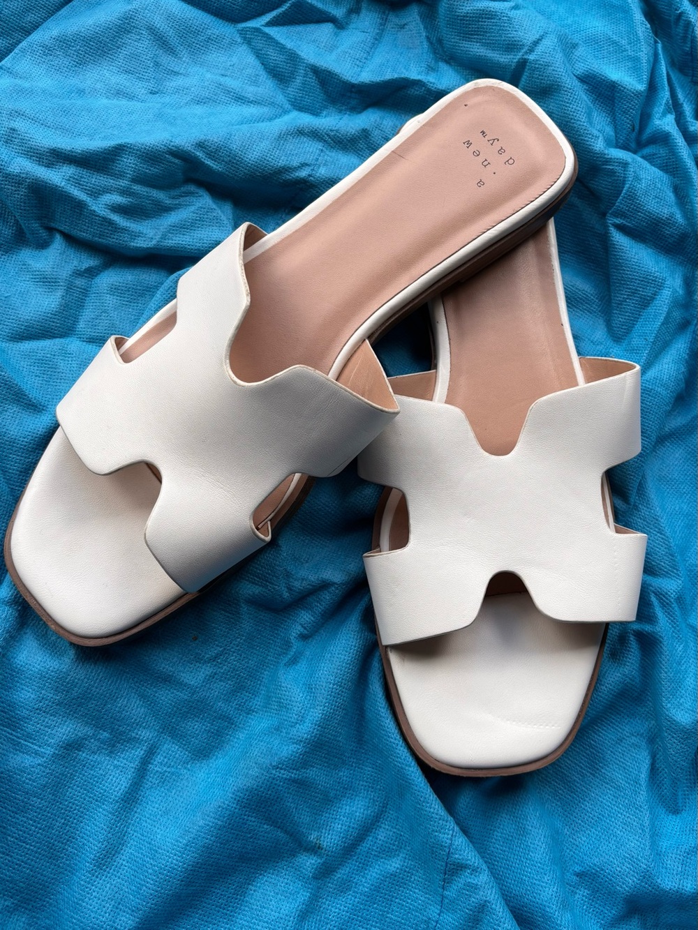 A New Day White Nina Slide Sandals size 10 - Picture 2 of 8